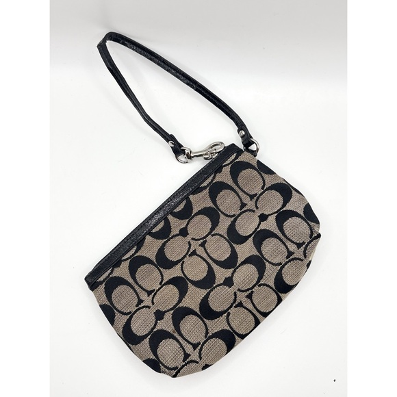 Coach Authentic Black Canvas Logo Wristlet Retro - Picture 3 of 3
